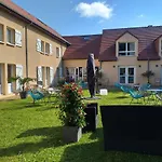 Nell - Axelle - Maison Tassoni Otel Saint-Marcel (Eure)