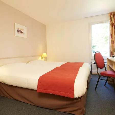 Hotel Nell 3*