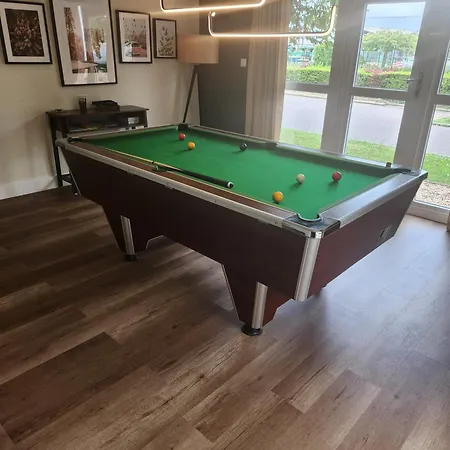 Nell Hotel 3*
