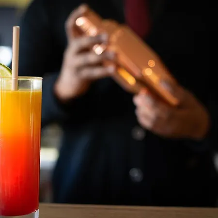 Nell - Axelle - Maison Tassoni サン・マルセル