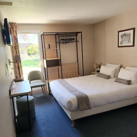 Nell - Axelle - Maison Tassoni Saint-Marcel (Eure)