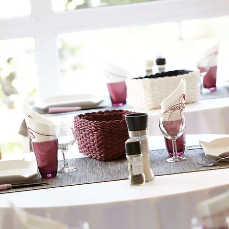 Nell Axelle - Maison Tassoni Hotel