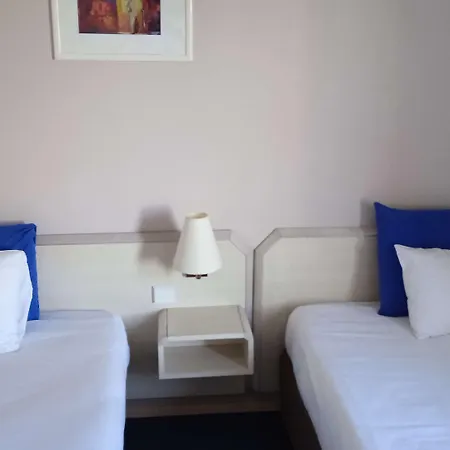 Nell - Axelle - Maison Tassoni Saint-Marcel (Eure)