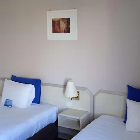 Hotel Nell - Axelle - Maison Tassoni 3*