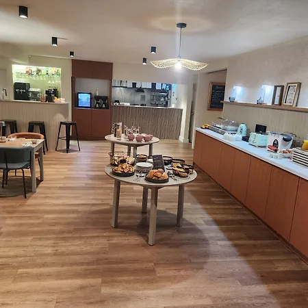 Nell - Axelle - Maison Tassoni 3*