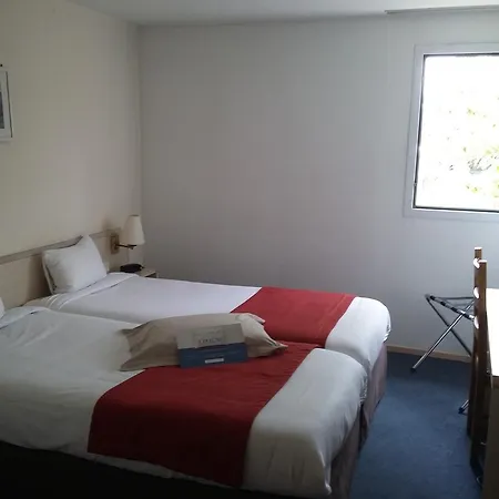 Hotel Nell 3*